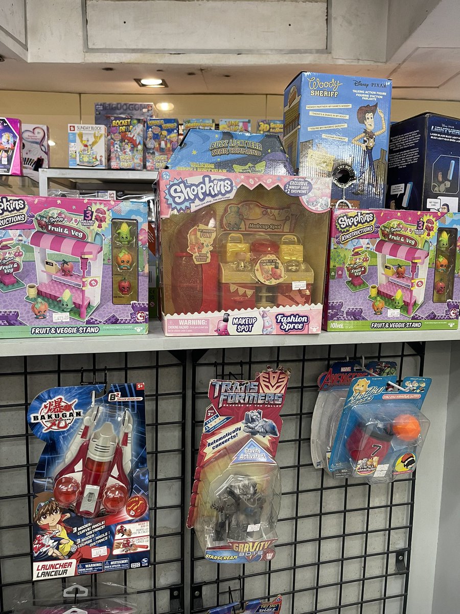 e0218a's tweet photo. this toy store being untouched by time woah https://t.co/azntPl2yKC