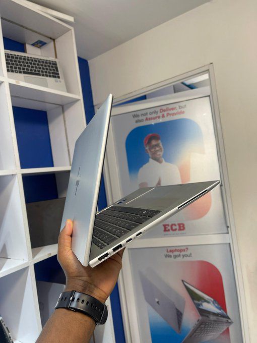 rubison_'s tweet photo. HP EliteBook 840 G10 13th Gen available. 🔥

✅CPU: Intel Core i7-1365U (10-core, 1.8-5.2 GHz, 12 MB cache, 15W)
✅RAM: 16GB DDR5-5200 MHz
✅Storage: 512GB PCIe 4.0 NVMe SSD
✅Display: 14” WUXGA (1920x1200), IPS, 400 nits
✅OS: Windows 11 Pro
✅Connectivity: Wi-Fi 6E, Bluetooth 5.3, 2x USB4-C, 2x USB-A, HDMI 2.1, 3.5mm

For only KSH 75,000. 

Call/WhatsApp 0717040531
https://t.co/ODnkjuCI0F
📍 Iconic Business Plaza 3rd Floor T12
🎁 Bag or Mouse