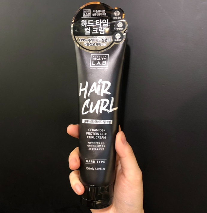 hdmkamdol0020's tweet photo. 똥손도 디자이너의 손길을 느낄 수 있는 치트키. 드라이하고 슥슥 구겨 바르기만 해도 세팅 끝남. 향도 아저씨 스킨 냄새 아니고 은은해서 호불호 절대 안 갈림. 6월 세일 특가 떴다 달려가라.

https://t.co/eq7qRnEIb5

#컬크림추천 #박준뷰티랩 #남자머리 #올영세일추천 #올영세일 https://t.co/i1dbnOoW5q