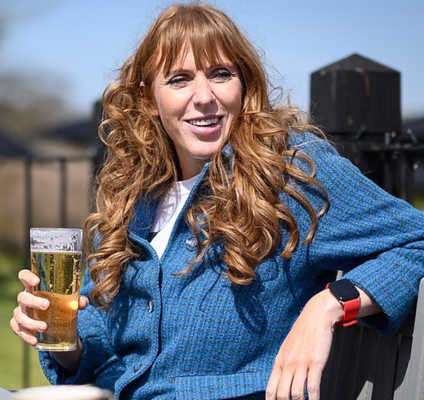 TheGriftReport's tweet photo. Angela Rayner has received a £61,500 advance for her forthcoming memoir.

The former Deputy Prime Minister and Housing Secretary was paid the sum by publisher Bodley Head on 13 May for a book described as “unvarnished and upfront” and “authentically Angela”.

It will detail her journey from an impoverished childhood in Stockport, leaving school at 16 while pregnant, to becoming one of the most senior figures in the Labour government.

A ghostwriter is being used to capture her plain-speaking style and Rayner will read the audiobook herself.

The book is due for publication later this year, at a time when speculation is growing about a possible Labour leadership contest.

Publisher Alice Skinner said: “Her book will be unvarnished and upfront… an empowering vision for a fairer, kinder society.”

Any guess's on the name of the book? 😂😂