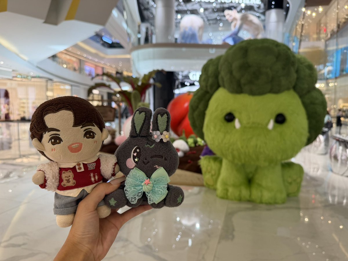 WINKUNO1's tweet photo. น่ารักมากกกกกก 🐰🥦✨
#GENTLEMONSTER
#GENTLEMONSTER_VEGGIECOLLECTION
#GENTLEMONSTER2026
#winmetawin @winmetawin https://t.co/9YeoShUlLY