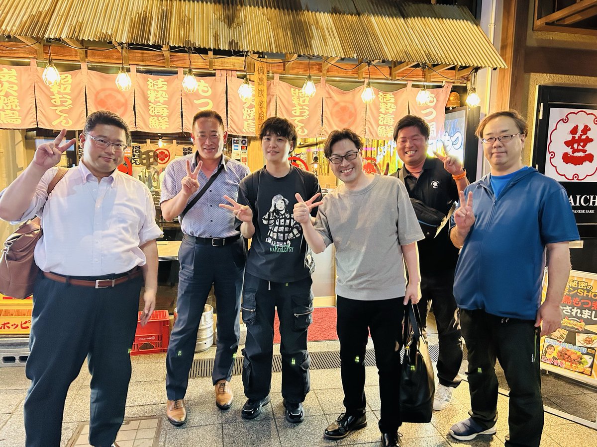 Jin_Mahjong's tweet photo. 2026年6月1日(月) 
🀄️ポリエステル番長こと林さん
🀄️RMU楢原プロ
お2人に甲府までお越し頂き
健康マージャン交流会にご参加頂きました☺️
終了後は仲間たちとセット麻雀✨🤏
からの懇親会🍺
からの二次会🍺🍺
興奮冷めやらぬ1日でした🤩
林さん、楢原さん
遅くまでお付き合い頂きありがとうございました🙇‍♂️