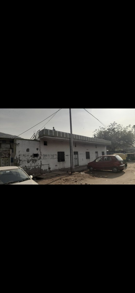 DjbManoj's tweet photo. #PresidentOfIndia #pmoindia #socialmedia #highlight #grehmantralaya #AmitShah #cpdelhipolice #PMOIndia #mcddelhi #ibdelhi #LGDelhi #CEODUSIB #DCPEastdelhi #MCDEastdelhi DUSIB और MCD के भ्रष्ट अधिकारियों के द्वारा Gazipur Dairy farm Delhi में अवैध मस्जिद बनवा कर मोटी रकम वसूलना https://t.co/ziyBqStzzA