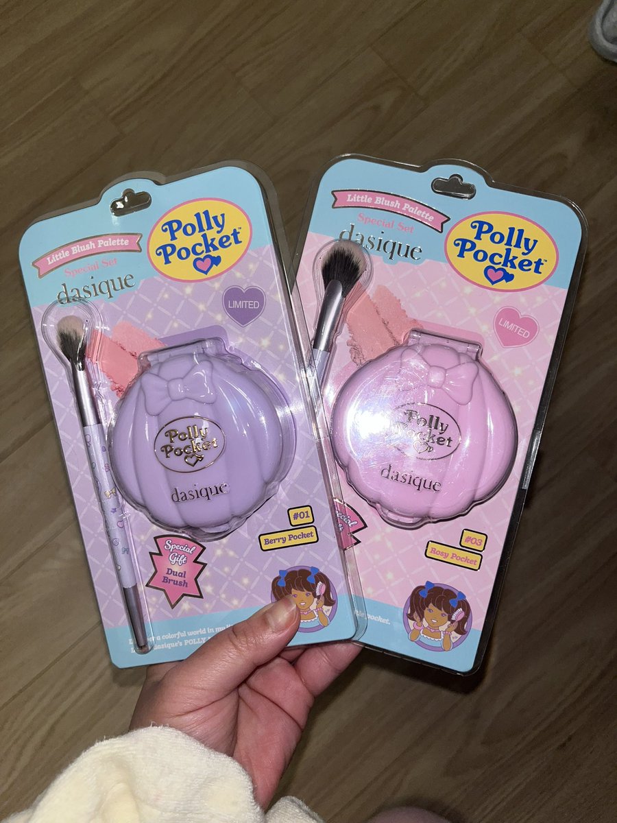 kxtore's tweet photo. 🧚🏼‍♀️🫟🪄 dasique x polly pocket ยังรับหิ้วอยู่นะค้าบบบ 🧜🏼‍♀️🍈ของจริงน่ารักทุกชิ้น! พาเลตน่ารักน่าเก็บมากก https://t.co/I8iBRk6uYE