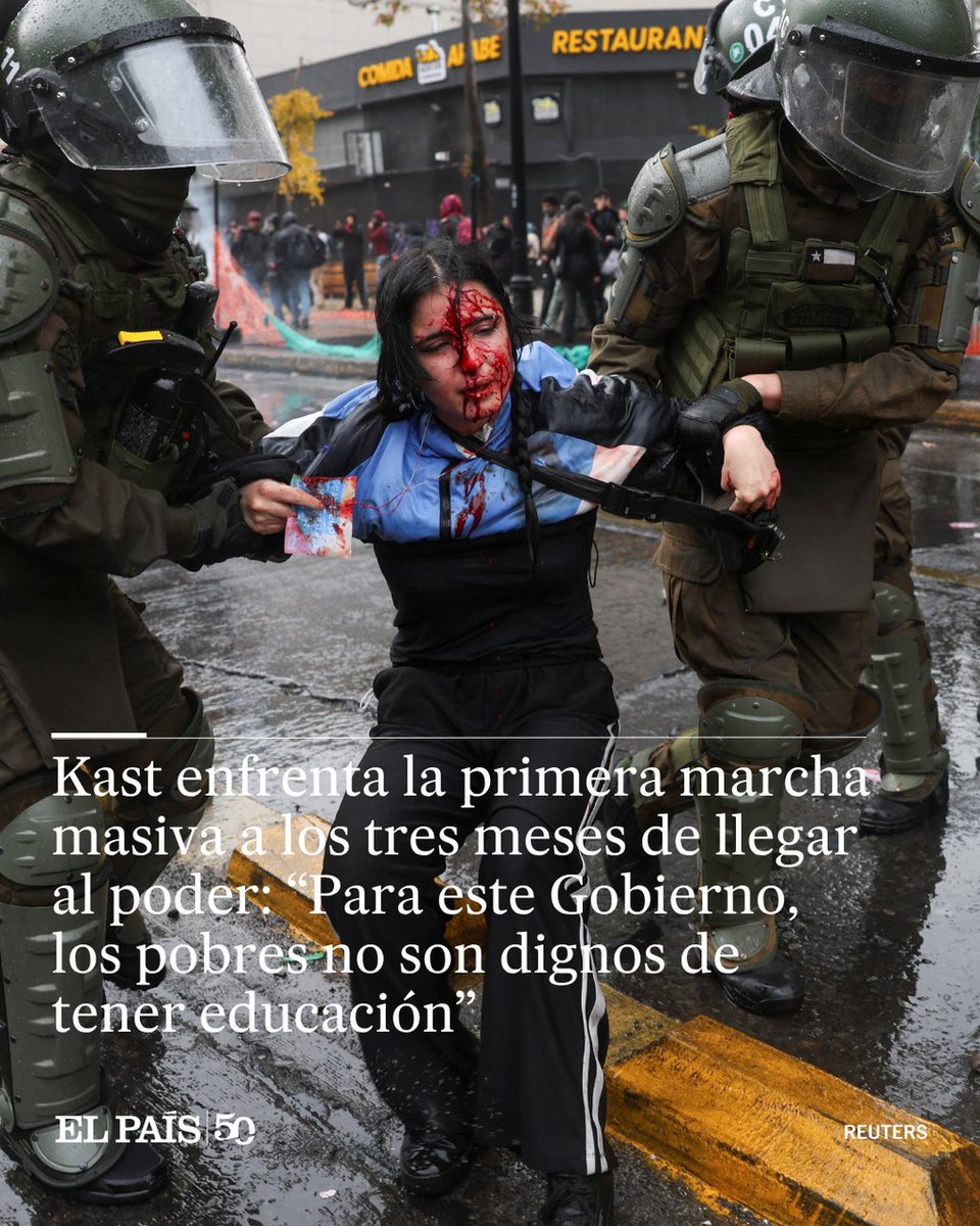 OsvaldoMtnez90's tweet photo. ¡No es CUBA, BRASIL, MÉXICO o COLOMBIA! ¡Es CHILE! 

¡Es la DERECHA! https://t.co/pT6JSWIHGS