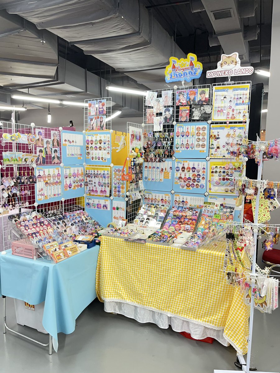 Shr2607's tweet photo. At it girl x tochaku market 4-7 Juni 2026 with @kyah_haha 🌼🌼✨ https://t.co/aVF4yBso3d