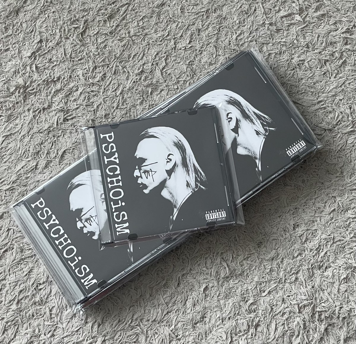 ViP90294769's tweet photo. 💿ViP 2nd Album 盤 通販可💿

Verbal ironic Psychopath.
2nd Album
『PSYCHOiSM (Physical Edition)』
《収録曲》
❶₩×₳×₧
❷キチガイDUMMY
❸FUCKER!
❹ANARCHY TV SHOW
❺Terror Gay
❻JESUS DEAD
❼Nazi
❽i×××××××SM(初収録)

2026.5.8 Release
¥2000 https://t.co/ui2ppNOKhp