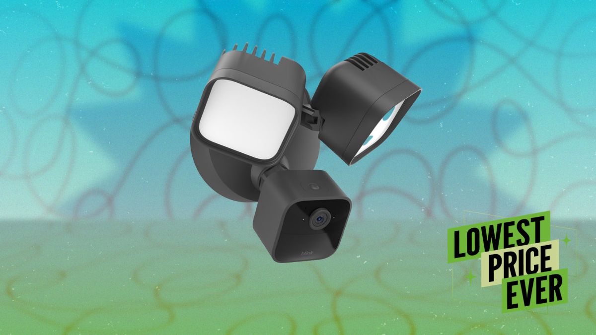 lifehacker's tweet photo. The feature-packed Blink Wired Floodlight Camera is down to a record-low $29.99 during an early Prime Day sale. Get 1080p video, 2,600 lumens of brightness, color night vision, and a built-in siren for 70% off.
Link:
https://t.co/MHO6S90zQt https://t.co/7Zcog56MQG
