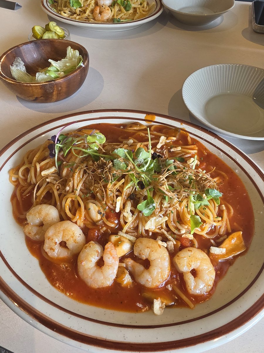 Real_Matjyo's tweet photo. 역시 회사가 좋아.. 
맛있는 점심도 먹을 수 있고 😁

맛점하세요-! https://t.co/4nw3H03FbL