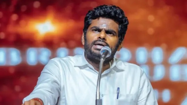 JohnPandianTMMK's tweet photo. தமிழக பாஜக முன்னாள் மாநிலத் தலைவர் அன்புச் சகோதரர் திரு. @annamalai_k  அவர்களுக்கு எனது இனிய பிறந்தநாள் நல்வாழ்த்துகளைத் தெரிவித்துக் கொள்கிறேன்.

பொதுவாழ்வில் நேர்மையையும், அர்ப்பணிப்பையும் அடிப்படையாகக் கொண்டு மக்கள் நலனுக்காக தொடர்ந்து குரல் கொடுத்து வரும் அண்ணாமலை அவர்கள், தனது அரசியல் பயணத்தில் மேலும் பல வெற்றிகளையும் சாதனைகளையும் பெற வாழ்த்துகிறேன்.

இந்த இனிய நாளில், அவர் நல்ல உடல்நலம், நீண்ட ஆயுள், மனநிறைவு மற்றும் அனைத்து வளங்களையும் பெற்று தொடர்ந்து மக்கள் பணியாற்ற இறைவனை வேண்டிக் கொள்கிறேன்.

@annamalai_k