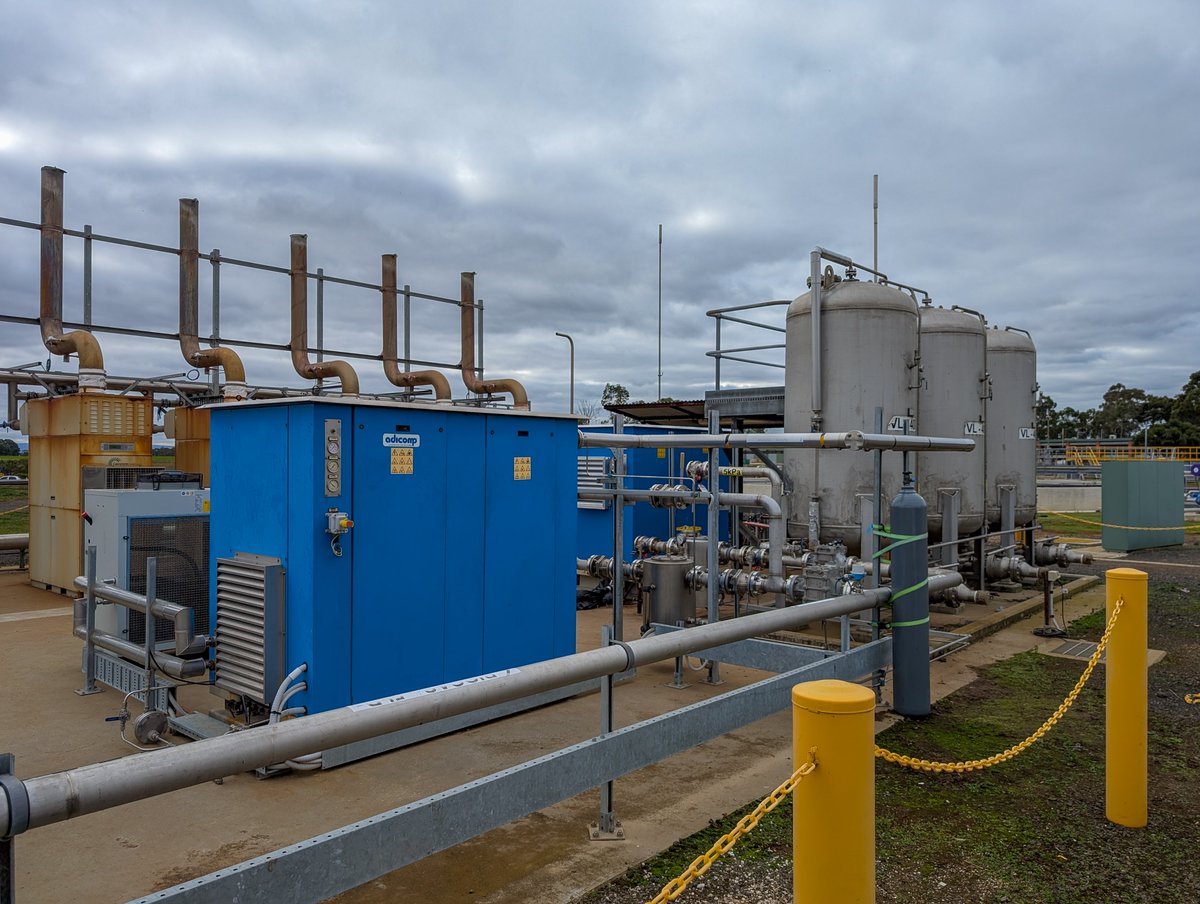 OptimalGroupANZ's tweet photo. Surbiton Park Recycled Water Plant uses biogas to power on-site microturbines.

Optimal has replaced an end-of-life biogas compressor with a new Adicomp unit, installed with upgraded piping &amp; testing. Final connections &amp; commissioning are underway to restore reliable operations. https://t.co/vLUtJaomf6