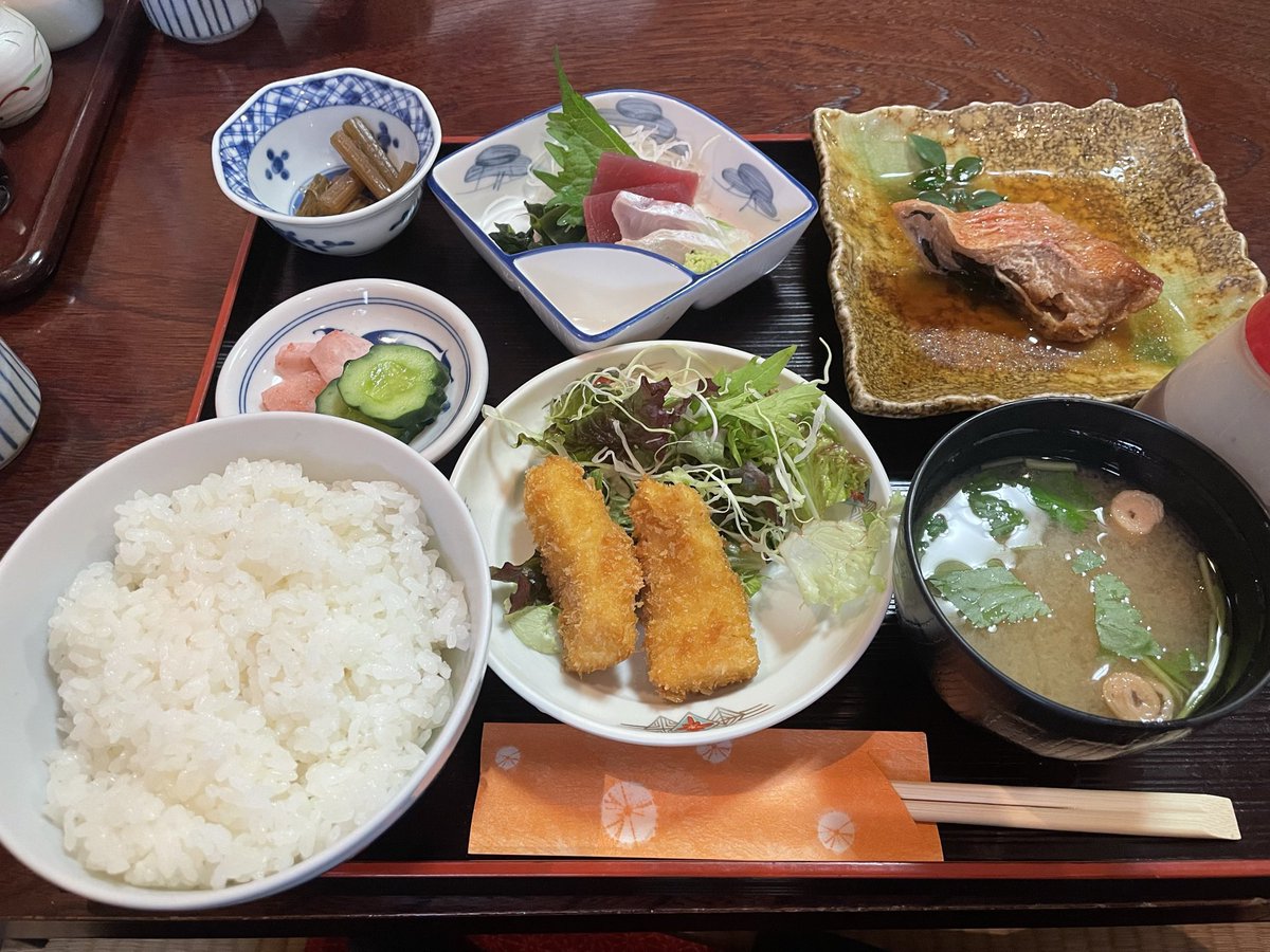 parazou's tweet photo. 今日のランチ😋
牛久市役所近くの田花屋さん https://t.co/mjPUNNjGT2