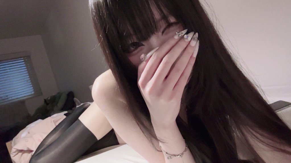 vrv5f4's tweet photo. ホテルでもネカフェでもいいのでぐっすりねたいです...……

dm来て欲しいです
#家出 #家出少女 #家出女子 https://t.co/Li3NcejVgU