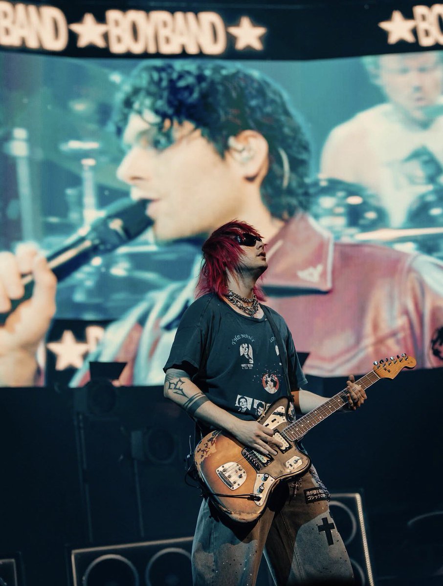 stillmukeaf tweet picture