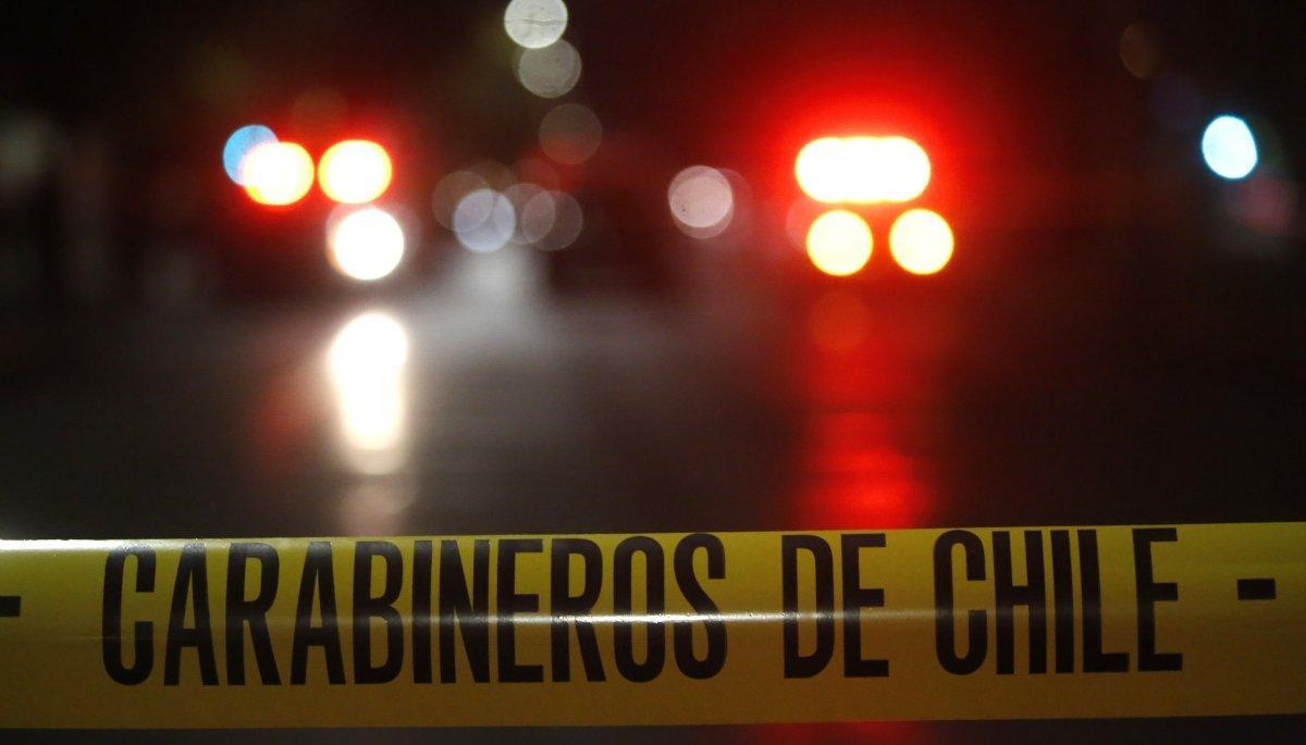 puranoticia's tweet photo. Al menos dos personas habrían resultado fallecidas y cinco heridas de gravedad tras balacera en el sector Rodelillo de Valparaíso | https://t.co/9d9da5T8yS https://t.co/CBdX2bgCfk https://t.co/gknmvQ9uC9