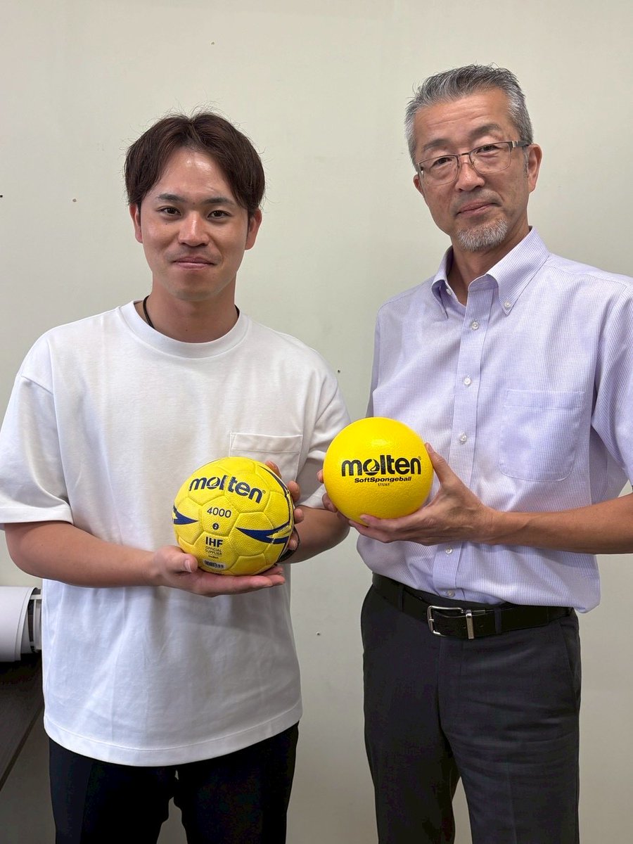 LWSassociation's tweet photo. 車いすハンドボールの大西日本代表監督にお話を伺いました。
「できるかどうか」ではなく、「やってみよう」
スポーツには、人を変え、未来につなぐ力があります。
私たちは、誰もが挑戦できるスポーツ環境づくりを応援しています🔥
賛助会員募集中❗️
#ライフウィズスポーツ協会 #車いすハンドボール https://t.co/KlRxpi5aer
