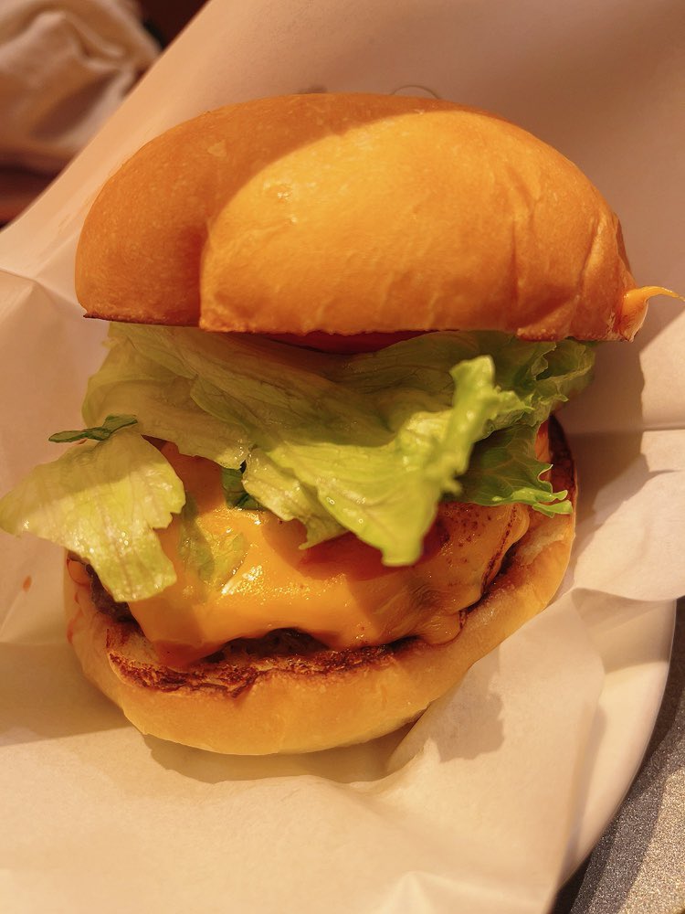 3LetsSing7's tweet photo. #the3rdburger 
#サードバーガー 
美味しいもの好きな人と繋がりたい
美味しい 
美味しいご飯 美味しいお店 
美味しいもの大好き 
美味しい料理 
食べ物インスタグラマー 
食べ物インスタ 
オシャレ料理 
オシャレ男子 https://t.co/kln4axMtkO