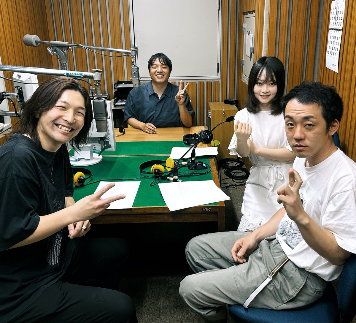 mizuni_ukikusa's tweet photo. エフエム山口様、高原さん、　
ありがとうございました！
今日からSPARKIN' MORNINGにてミズニ ウキクサが作ったジングルを流していただけるようになりました！　
ぜひスパモニをお聴きください🌻

 #スパモニfmy https://t.co/xyhUPABVo1
