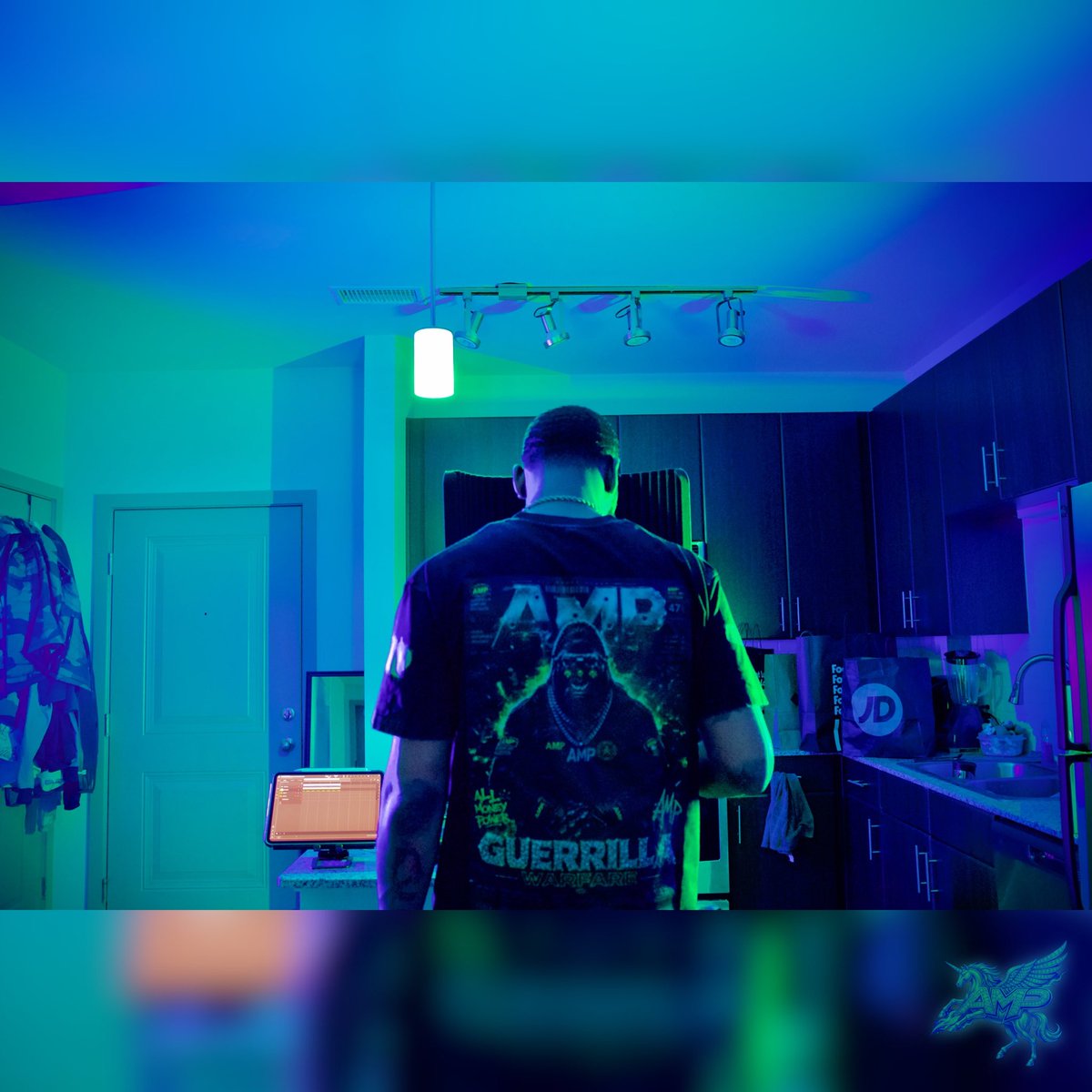 PWRamplifier's tweet photo. Tiz the season #GuerrillaSeason #ApeSeason 🦍🦍🦍🌋 https://t.co/5EkEOBmz4K