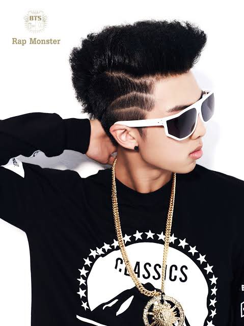 RMMoonchild101's tweet photo. 13 years ago, a star was introduced. Today, we celebrate the artist, poet, leader, philosopher, and person who continues to inspire millions. 💙 

Let's trend tag for our Joon.

Please RT &amp; reply;

13 YEARS WITH RM
WITH RM FROM 2013 TO FOREVER 

#13YearsWithRM
#RM13YearsLegacy https://t.co/F9i9qjbfpM