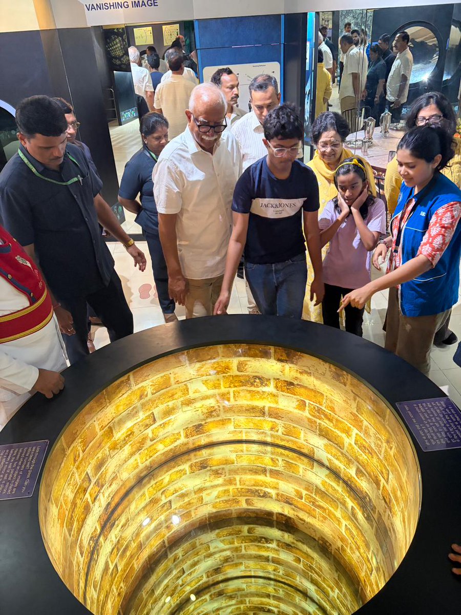 GSCPGoa's tweet photo. Honoured to welcome his excellency Shri Pusapati Ashok Gajapathi Raju, Governor of Goa to  Goa Science Centre. We are grateful for the visit and support for science education and innovation.

@ncsmgoi 
@MinOfCultureGoI https://t.co/2qNX1jkEoT