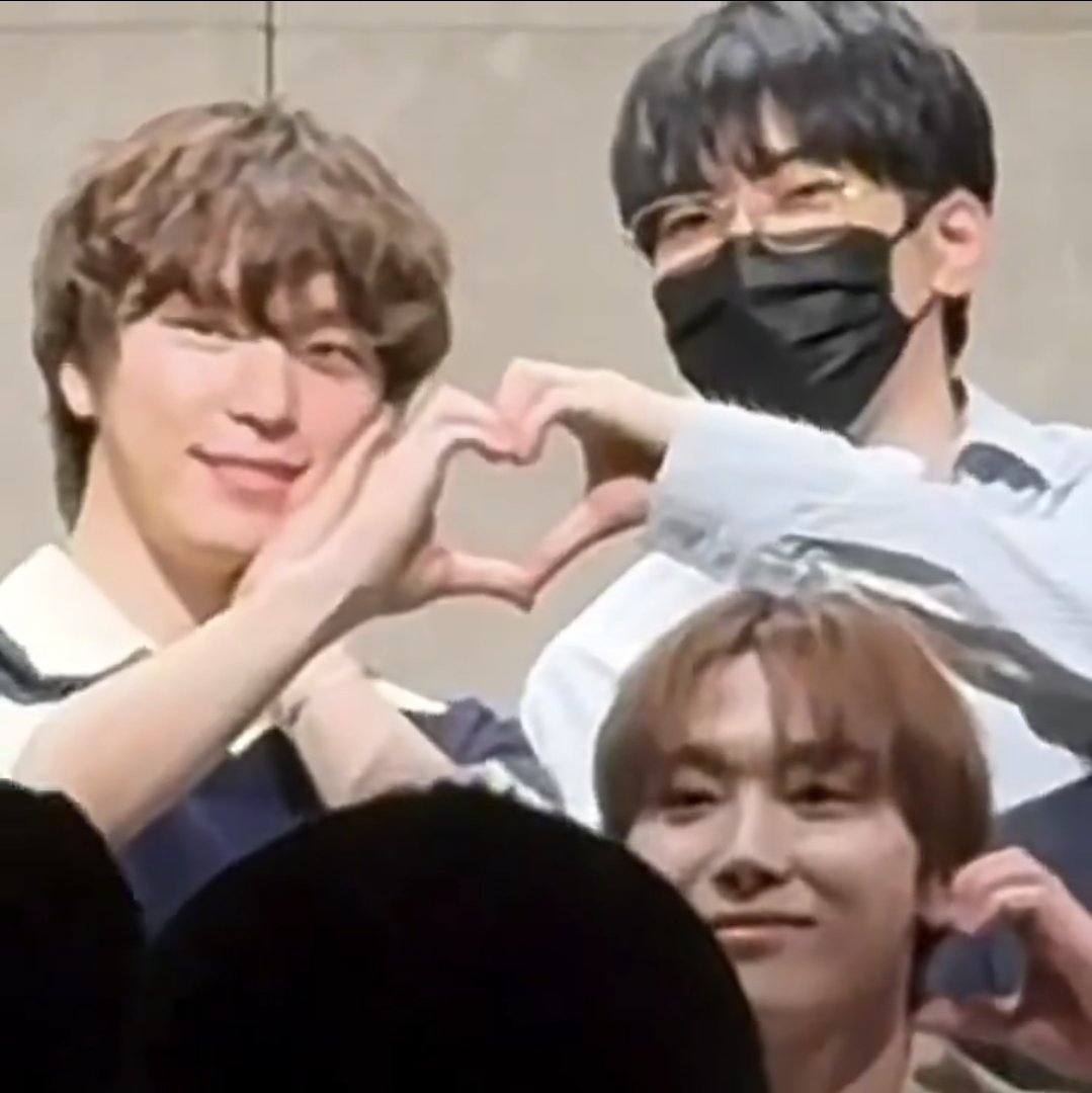 _DYESss's tweet photo. 앙♡ㅋㅋ https://t.co/HHckxzFlqx
