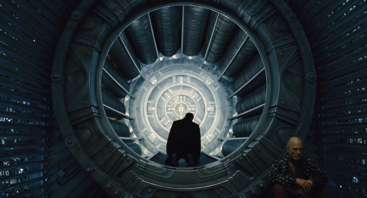 itsFilmatic's tweet photo. Snowpiercer (2013), dir. Bong Joon Ho https://t.co/yUxEkGkTLj