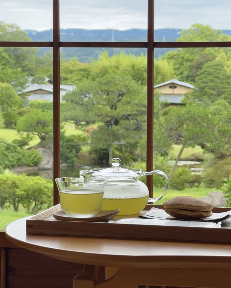 chafukakun's tweet photo. 今日は伊豆長岡温泉の三養荘にて、6月限定で開催されている「日本庭園カフェ」に行ってきました🍵

登録有形文化財の建物にて、日本庭園を眺めながら地元のお茶と季節の菓子を楽しめる期間限定イベントです！風情があって最高でした〜〜😳🌱

詳細は後日投稿します！お楽しみに〜🥰 https://t.co/l1gbCVmzCT