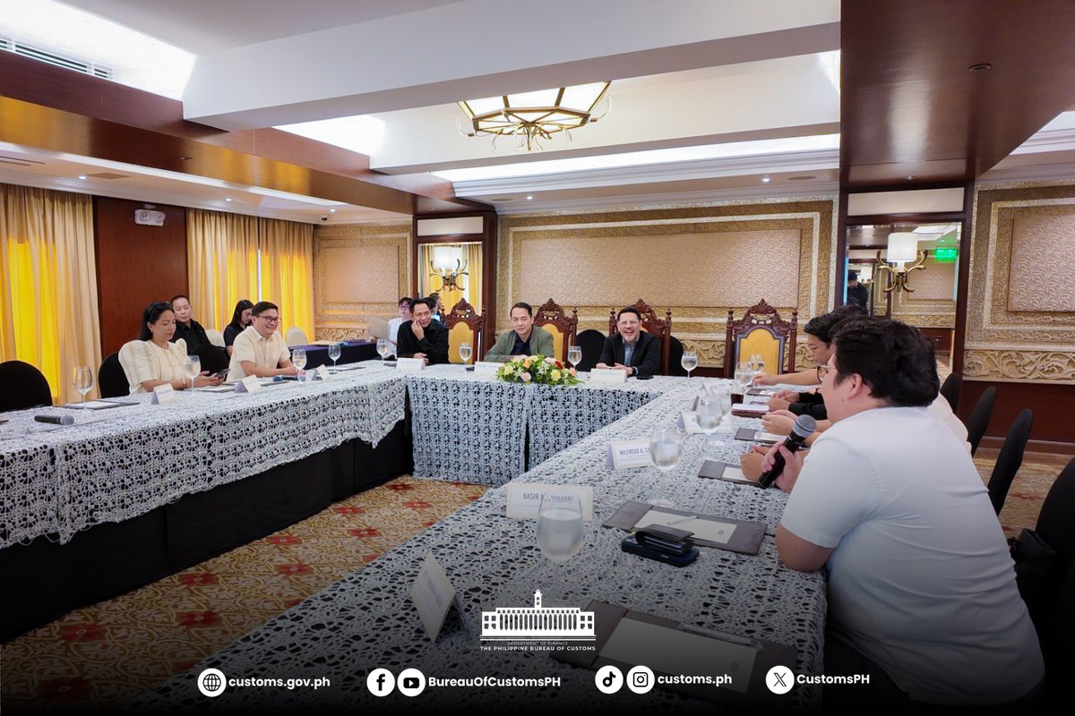CustomsPH's tweet photo. #BOCNewsToday | The BOC, led by Commissioner Ariel F. Nepomuceno, strengthened collaboration with PCCBI during a 29 May 2026 meeting to advance customs reforms, stakeholder engagement, and professional development.

Read more: https://t.co/Snkdz0DkRt https://t.co/R6LNyYgwAP