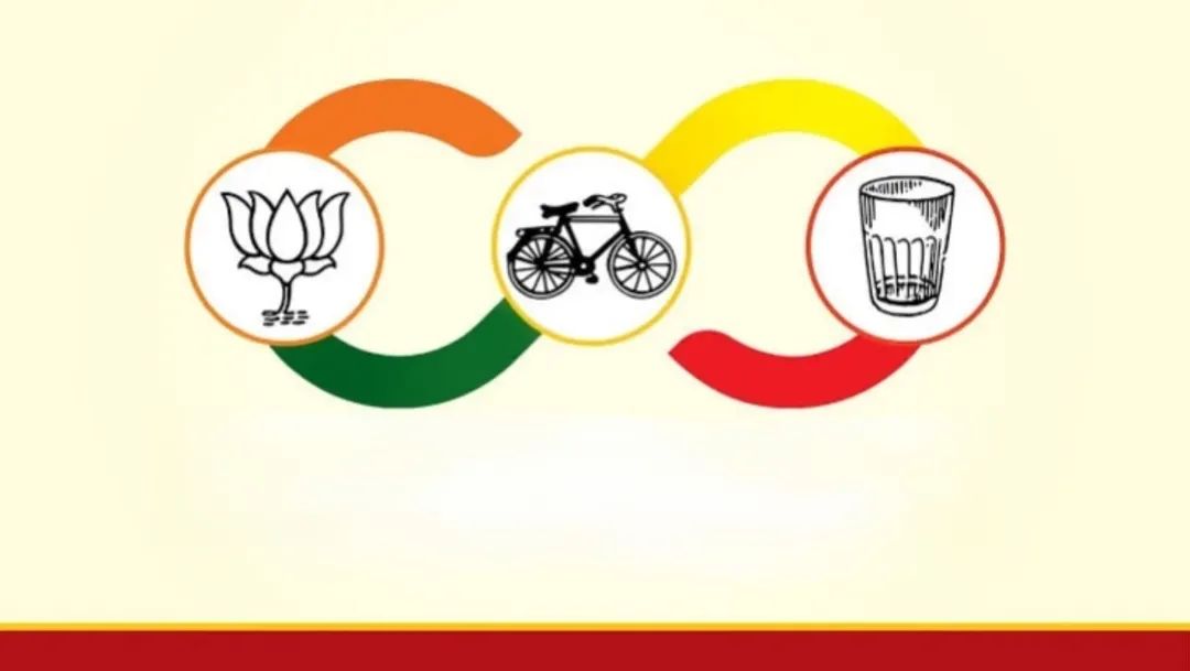 ncbn's tweet photo. జూన్ 4, 2024... ఆంధ్రప్రదేశ్ చరిత్రలో చిరస్థాయిగా నిలిచిపోయే రోజు. విధ్వంసం నుంచి వికాసం వైపు రాష్ట్రాన్ని నడిపించాలని ప్రజలు అపూర్వమైన తీర్పు ఇచ్చిన చారిత్రాత్మక దినానికి నేటికి రెండేళ్లు. ఆ విజయం మాకు అధికారం కాదు... రాష్ట్ర పునర్నిర్మాణానికి ప్రజలు అప్పగించిన మహోన్నత బాధ్యత. ఆ బాధ్యతను గౌరవిస్తూ ప్రతి క్షణం ప్రజల ఆశలు, ఆకాంక్షలు నెరవేర్చేందుకు కృషి చేస్తున్నాం. సంక్షేమం, అభివృద్ధి, సుపరిపాలన లక్ష్యంగా రైతులు, మహిళలు, యువత, ఉద్యోగులు, కార్మికులు సహా ప్రతి వర్గ సంక్షేమం కోసం పనిచేస్తున్నాం. అసమానతలు లేని సమాజం, అన్ని ప్రాంతాల అభివృద్ధి మా లక్ష్యం. ప్రజల విశ్వాసాన్ని నిలబెట్టుకుంటూ రాష్ట్రాన్ని హెల్తీ, వెల్తీ, హ్యాపీగా చేయాలనేది మా సంకల్పం. నాటి తీర్పును గౌరవించేలా, ప్రజలు గర్వపడేలా పాలన సాగిస్తున్నామని వినమ్రంగా ప్రకటిస్తూ... మద్దతుగా నిలిచిన ప్రతీ ఒక్కరికీ ధన్యవాదాలు.
జై ఆంధ్రప్రదేశ్!
