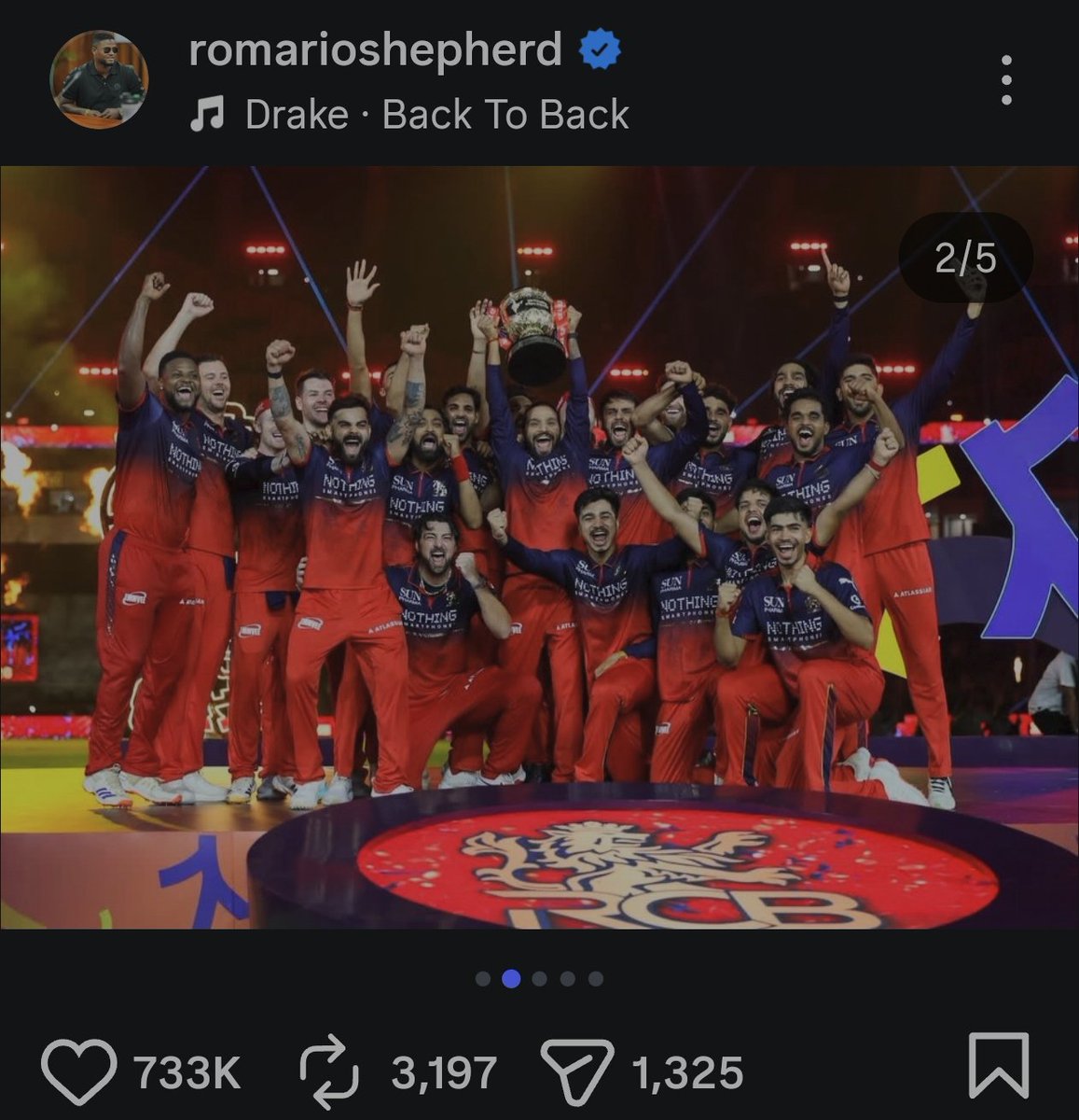 SHUBHAMDEVIL6's tweet photo. What about this rcb ke chode https://t.co/ktKlG29Lxb