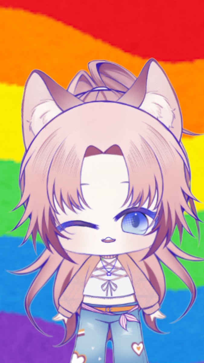 MyCatCatSoCute's tweet photo. 看到推特上充滿了各國同志驕傲月的自動翻譯推文，突然就想回顧自己過去參加同志遊行的照片，有時候是跟當時的伴侶，有時候是跟同志朋友們，有時候是跟家人一起走。

回顧到家人們第一次跟我參加遊行時的照片，讓我想到弟弟當時看到那些彩虹小物覺得很驚奇，雖然我已經看習慣了。

結果他居然各種同志驕傲旗、彩虹布條、彩虹徽章、彩虹貼紙、彩虹人體蠟筆都給我亂亂拿亂亂買，像挖到寶一樣到處搜刮，買了還馬上往身上貼、往身上別、往背包上掛，還叫我幫他在臉上用蠟筆畫彩虹條，反倒是我覺得彩虹顏色好鮮豔喔覺得有點彆扭，結果弟弟把自己裝扮得像笨拙又花俏的彩虹聖誕樹，走完了整場遊行，還拿著相機很興奮地到處跟人合照，真是讓我哭笑不得。

回想起來真的是很珍貴的回憶，而且同輩的家人們後來還不只跟我走了這一年的遊行而已。

雖然完全不想跟家裡的長輩們出櫃，但是能夠擁有手足們的支持，我是何其幸運的同志，我也希望能夠將這些支持和溫暖繼續傳遞下去，給所有正在努力生活的同志們。

題外話：弟弟失心瘋亂買彩虹小物的那一年遊行，我根本就還沒出櫃，是當天遊行結束以後我們一起去吃飯我才出櫃的，不過這是另一個故事了。

#同志驕傲月
#PrideMonth
#PrideMonth2026
#LGBTQ+