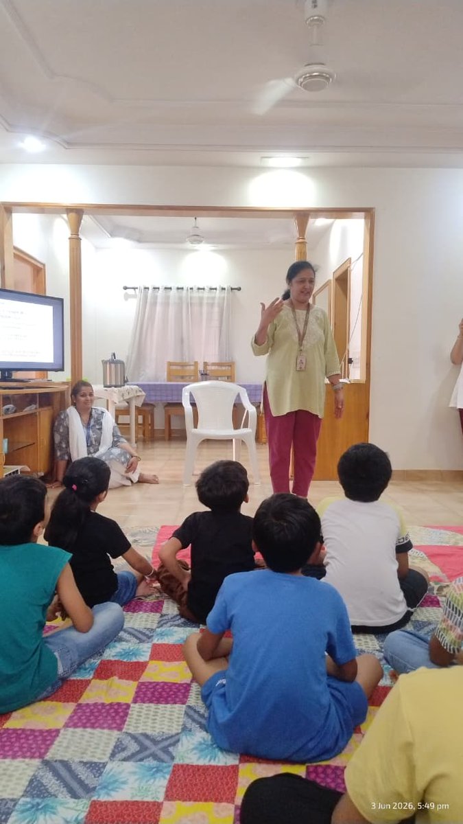 HFNJamnagar's tweet photo. Gitopdesh - Vidhyarthi Course | Day 3 🙏
Day 3 was full of joy and learning!
Children continued their journey with Bhagavad Gita wisdom, chanted Sanskrit Shlokas, and practiced meditation.
Grateful to all volunteers & trainers!
#Gitopdesh #BhagavadGita #HeartfulnessJamnagar https://t.co/VV8ogU97LH