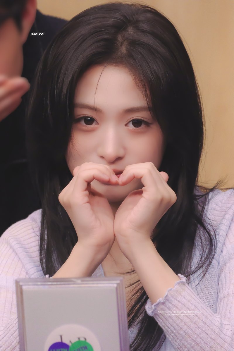 _7siete's tweet photo. 260516
#AHYEON #아현 #BABYMONSTER #베이비몬스터 https://t.co/Ha9YGwGcSG