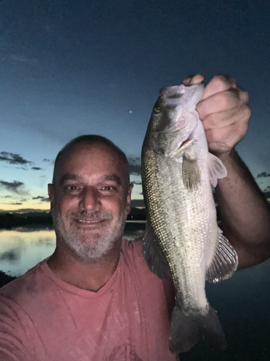 ChadRawlings1's tweet photo. Nighttime topwater giants are the pinnacle of fishing in my opinion! https://t.co/899PBjFl6p