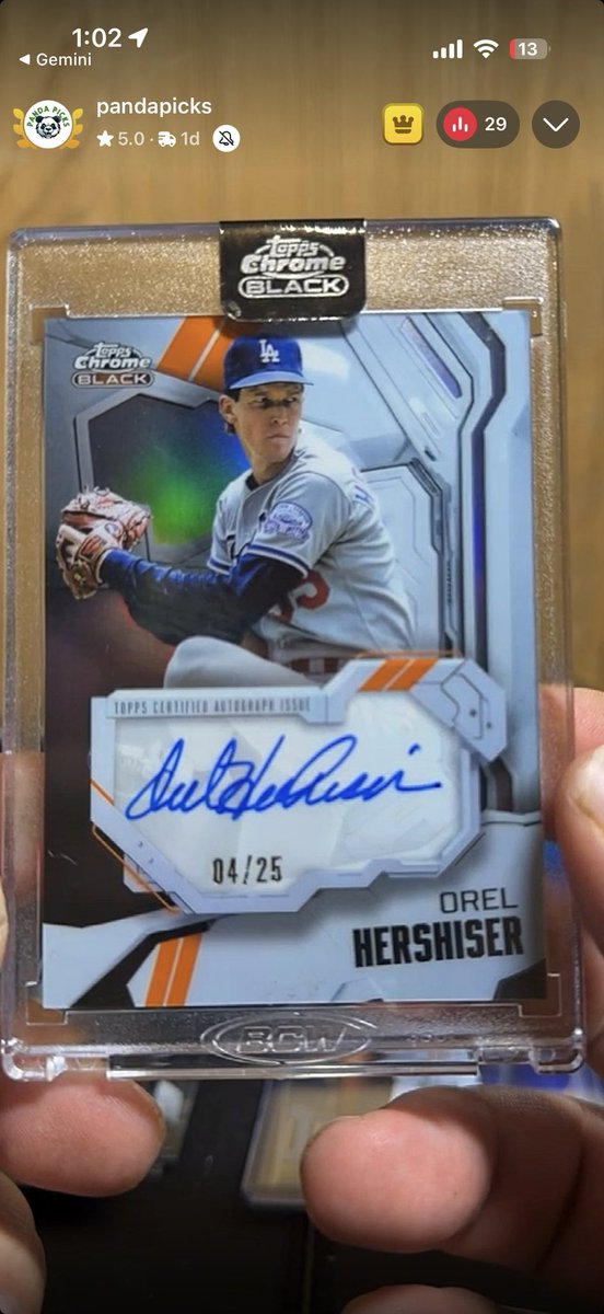 EZLocksSB's tweet photo. First time getting an auto from
Topps Black Break. The OG players go hard. https://t.co/Wyf1V1lsHf