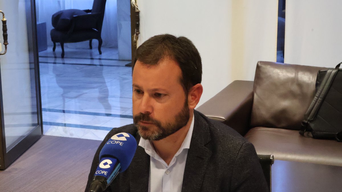 deportescopebal's tweet photo. Hola Pablo Ortells.
¿Cómo será la reconstrucción?
Hoy tenemos sobremesa deportiva con el Director Deportivo del RCD Mallorca desde el @ValparaisoHotel 
15:05h
103.6FM
COPE MÁS MALLORCA https://t.co/9wawvbbGcS