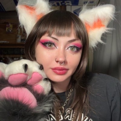 xpeachyspitx's tweet photo. #NewProfilePic https://t.co/cuM48xcHNr