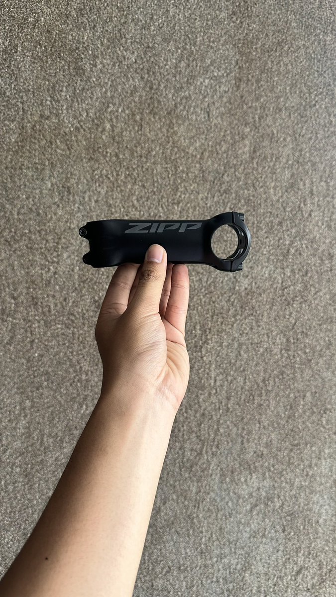 BekasNcc's tweet photo. WTS !!!
GQQD CONDITION 

Type : Stem Zipp Service Course SL 110/6

Price : Rp.800.000,-

DM For More Info 🔥

#fnfjb https://t.co/lMYEE0kgaB