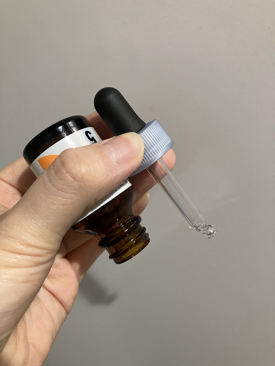 kango_student_'s tweet photo. オバジの5番使い切り！
敏感肌民だからそれ以上強くはしてないけど、十分な気がする！
肌荒れにくくなったり、ニキビできても治りやすくなった気がする！
#使い切りスキンケア
#使い切りコスメ https://t.co/gmwxFfAM10
