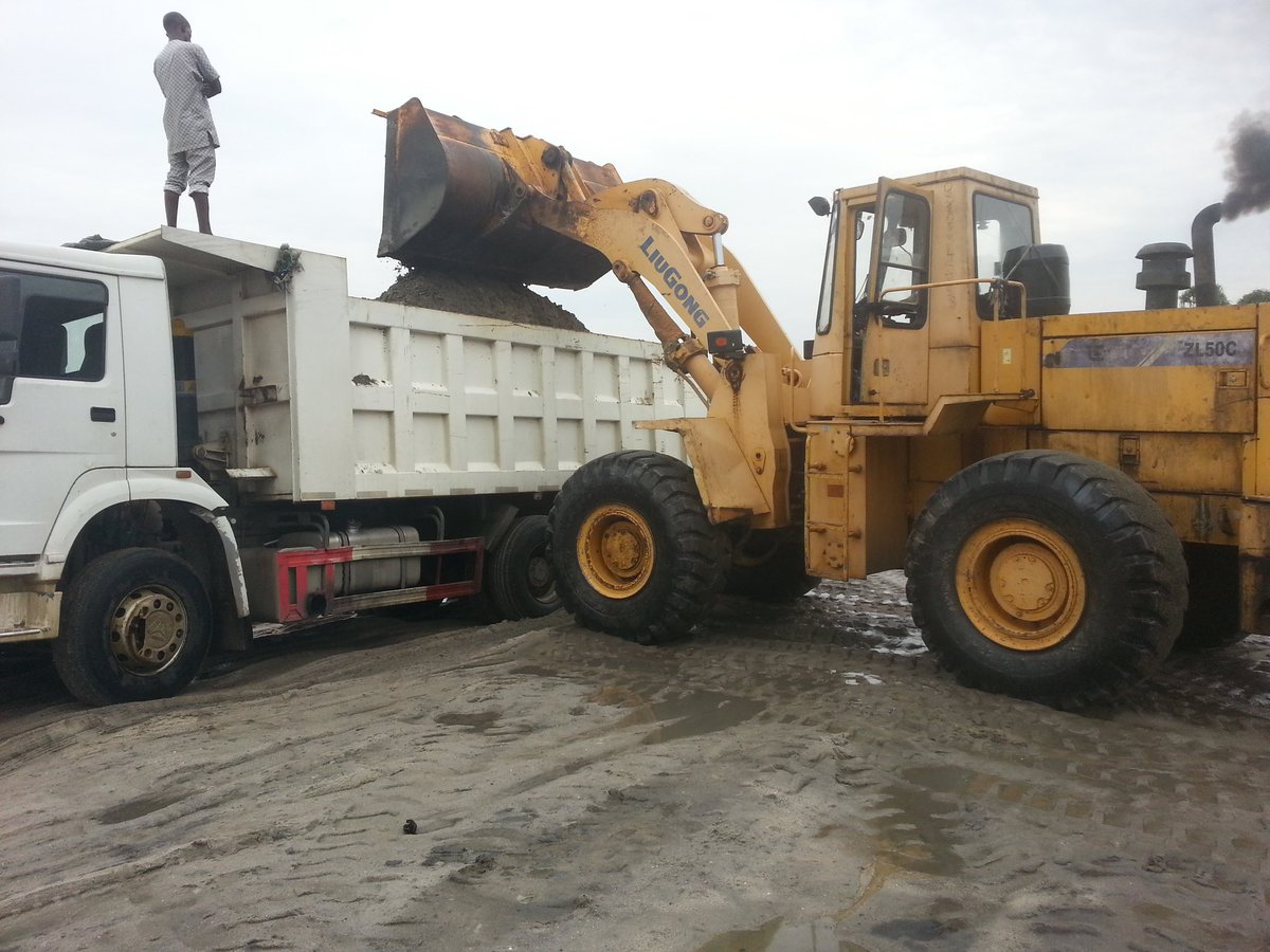 csglimited_ng's tweet photo. My clients are not just clients.
They re valued partners in my journey to transform SAND &amp; GRANITE DELIVERY IN NIGERIA. 
My commitment to  professionalism,unwavering  dedication to transparent   delivery sets me apart 
Follow me let’s build your dream home https://t.co/7zk9tXNXU4