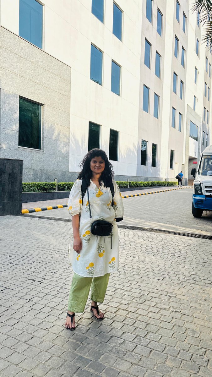 AmritaNaik6's tweet photo. मेरा नाम अमृता नाईक है। मैं ST समुदाय से हूँ। कैंसर के कारण मेरा एक हाथ अम्प्यूट करना पड़ा। फिर भी मैं अपनी मेहनत के दम पर आत्मनिर्भर बनना चाहती हूँ। रोजगार की तलाश में हूँ। इस प्रयास में आपकी मदद और सहयोग की आवश्यकता है। 🙏
@JMMKalpanaSoren @HemantSorenJMM
 @MohanMOdisha https://t.co/0c22LOs184