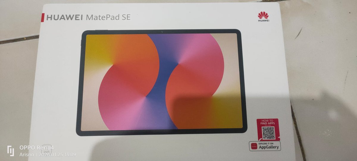 Messier42__'s tweet photo. WTS, Huawei Matepad SE 11, beli bulan Desember, pemakaian cuma satu bulan dan sisanya disempen di box. Mulus no minus. Harga 2.2. Nego? Dm please. https://t.co/L6xPIub3ba