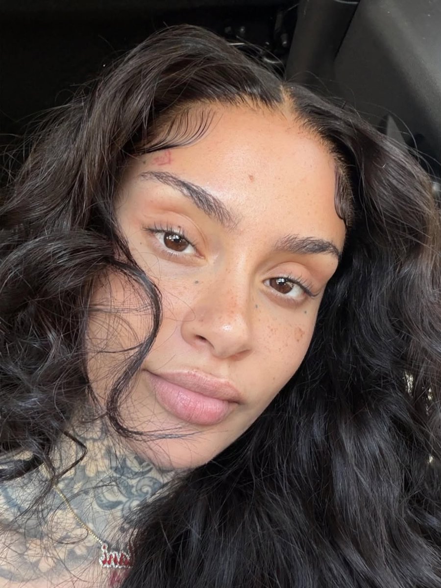 grade1babe's tweet photo. Natural beauty at its absolute finest. It never declines.

Kehlani

🖤 🖤 🖤 https://t.co/Kfuo1nnOgp