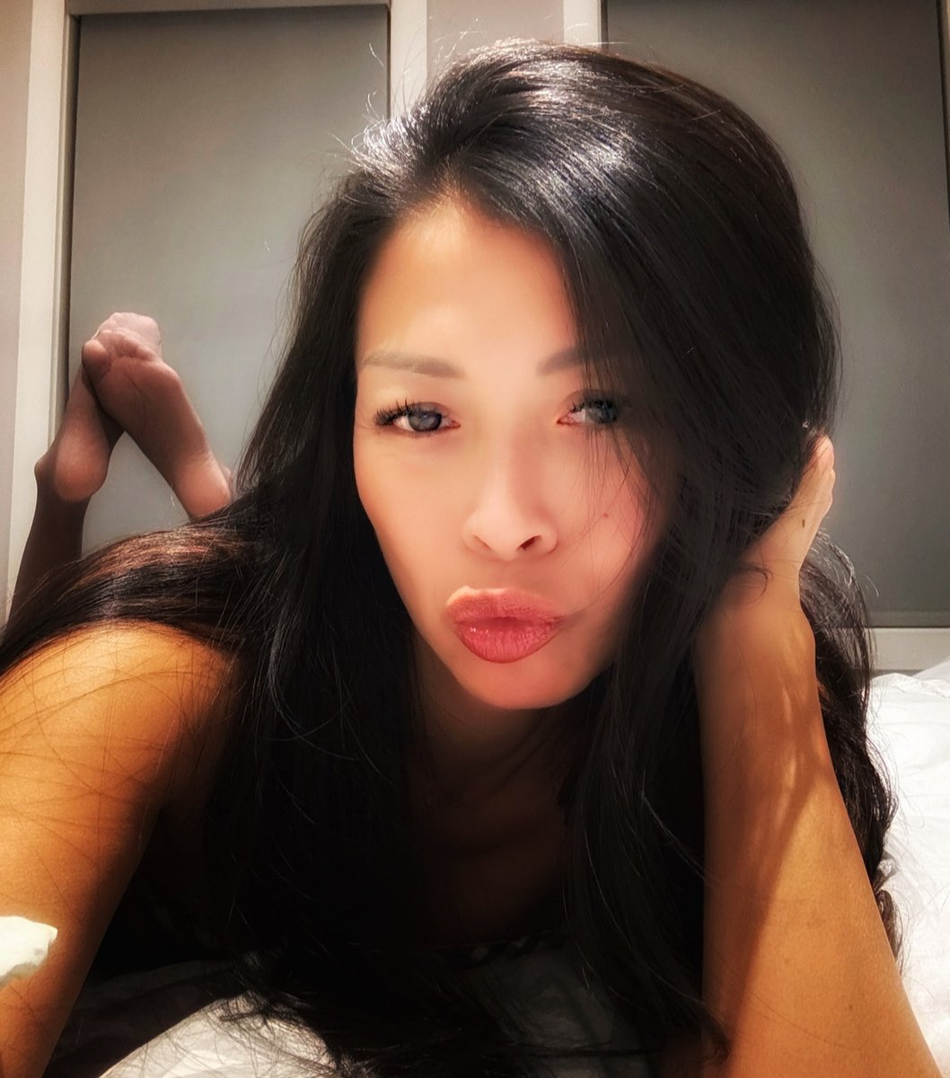 JasmineLarue44's tweet photo. This is the part before the relapse 😵‍💫
#findom https://t.co/Zgy2H7g1r8