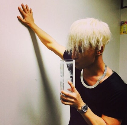 always_bigbang3's tweet photo. 😚🏆 https://t.co/znCWgmD1Rq