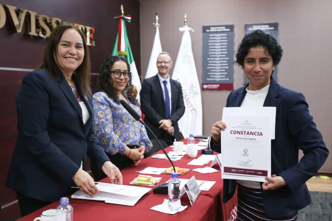 jabnelym's tweet photo. El día de hoy pusimos en marcha la estrategia de promoción del programa de crédito de Embajador@s del @FOVISSSTEmx con la finalidad de dar a conocer al #FOVISSSTE como derecho de las y los trabajadores al servicio del Estado. 

Se sumaron 35 personas servidoras públicas de todas las dependencias y seguiremos trabajando para incorporar a más personas. Queremos que el crédito Fovissste sea una herramienta para que la derechohabiencia tenga acceso a una vivienda adecuada. ¡Bienvenid@s!