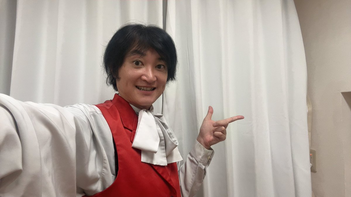 gotchkun's tweet photo. 保育園にてショーでした。
「かっこいい〜」「かわいい〜」と歓声が飛びました\(//∇//)\
２枚目の写真は、帰りに気付いたお知らせポスター。
こ、これ、期待のハードルが過剰に上がってなかっただろうか(￣▽￣;)💧
（もちろん私のソロショー） https://t.co/KMDkyE6HvF