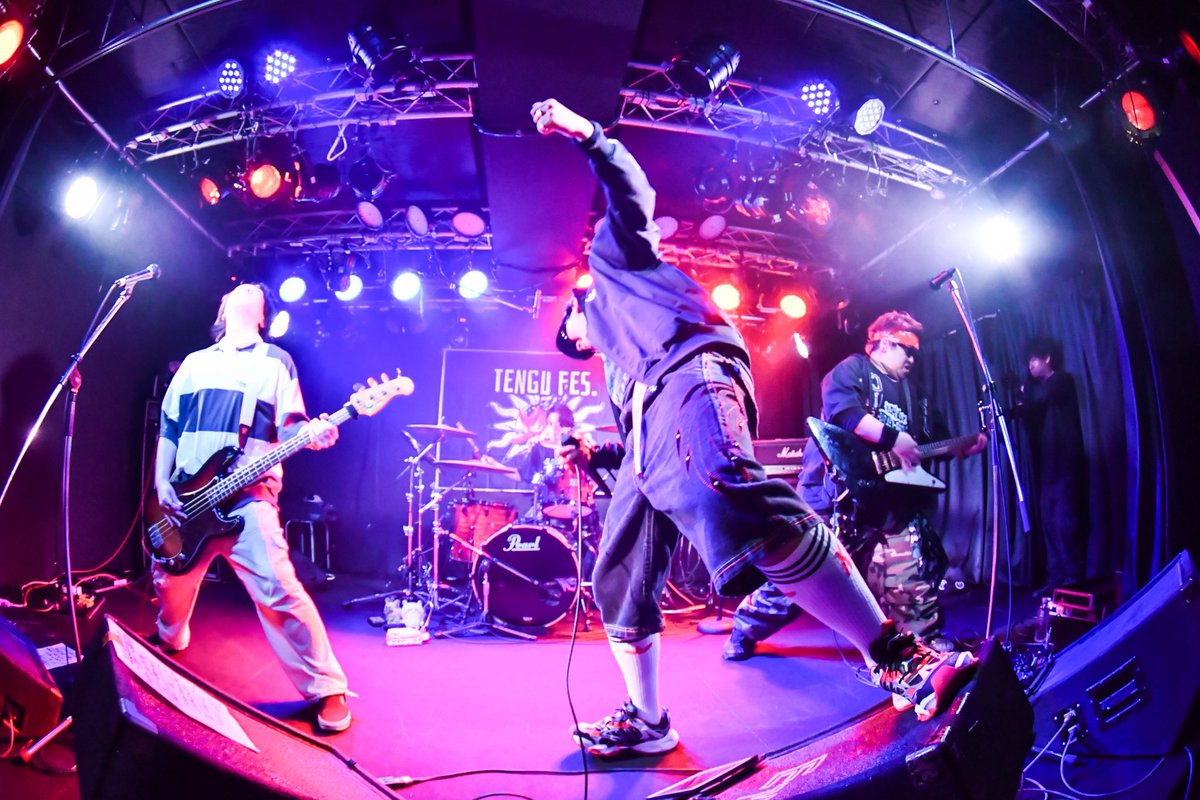 HAVEAHiFEVER's tweet photo. 2026/5/23 桐生VA ROCK
Sunz pre.
"TENGU FES.~Sunz結成2周年+智弥爆誕 時間と肝臓守りな祭"

📸 @photomo426 https://t.co/qXrlNw9Svx