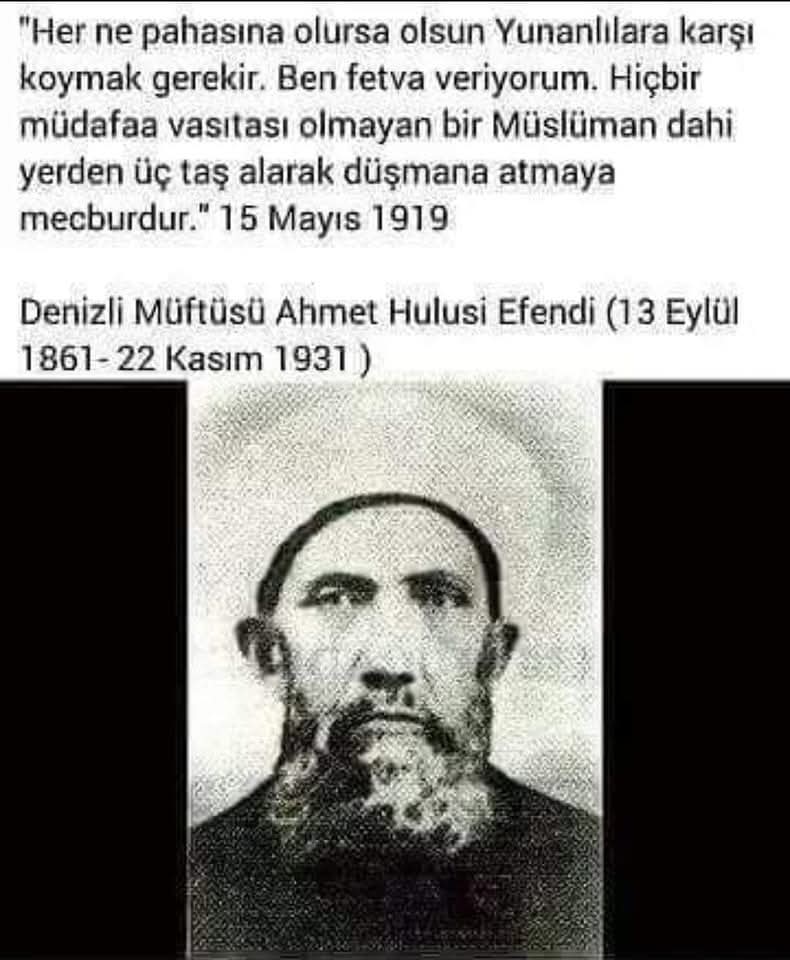 ComlekogluSuvar's tweet photo. Yobazlar bu vatansever hocaları
hiç anmazlar...

Çünkü bu hocalar; vatana ihanet değil, hizmet ettiler..! https://t.co/VQydY1M4r4